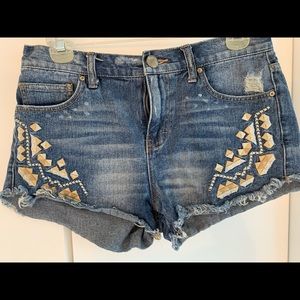 Free People CutOff Denim Embroidered short Size 27